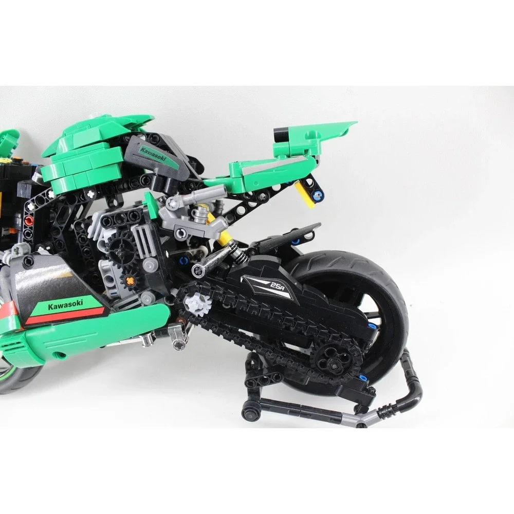 TECHNIC STYLE‎ KAWASAKI SPORTBIKE TOY MODEL